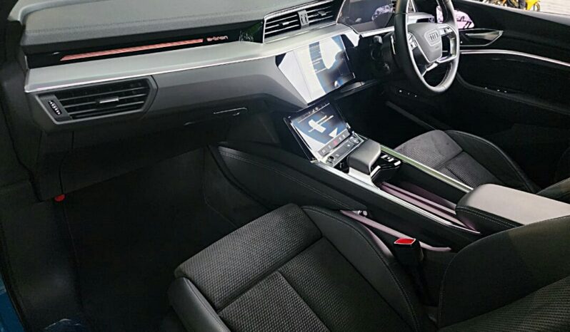 Unregister 2020 AUDI Q8 E-TRON 55 Sportback (A) QUATTRO AWD, S-LINE SAV (Sport Active Coupe) High Spec Version ! Very Rare in market! Almost like New! Must Buy! full