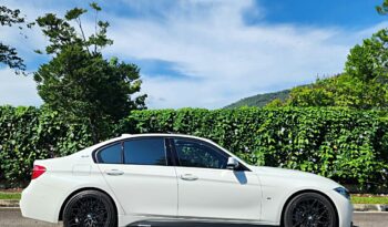 August 2017 BMW 330e (A) F30 Facelift LCi Original M Sport High spec Petrol Turbo, PHEV Local 1 Owner full