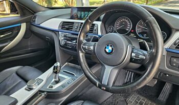 August 2017 BMW 330e (A) F30 Facelift LCi Original M Sport High spec Petrol Turbo, PHEV Local 1 Owner full