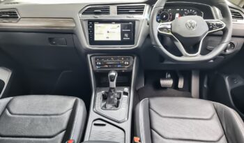 March 2023 VOLKSWAGEN TIGUAN 1.4 TSi (A) Allspace Elegance New Facelift CKD local brand New by VOLKSWAGEN MALAYSIA Mileage 20k KM full