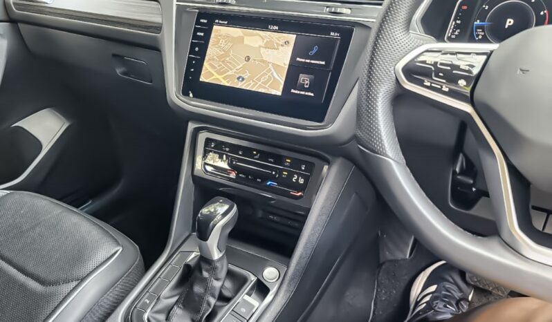 March 2023 VOLKSWAGEN TIGUAN 1.4 TSi (A) Allspace Elegance New Facelift CKD local brand New by VOLKSWAGEN MALAYSIA Mileage 20k KM full