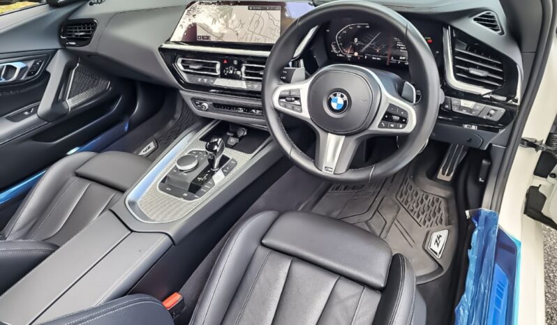 BMW Warranty until May 2027 (5 years unlimited mileage & Free service up to 100k km / until May 2027) * CAR KING! Full Service record by BMW MALAYSIA Since day 1 until Now! 99% Like New! Very Rare in market! full