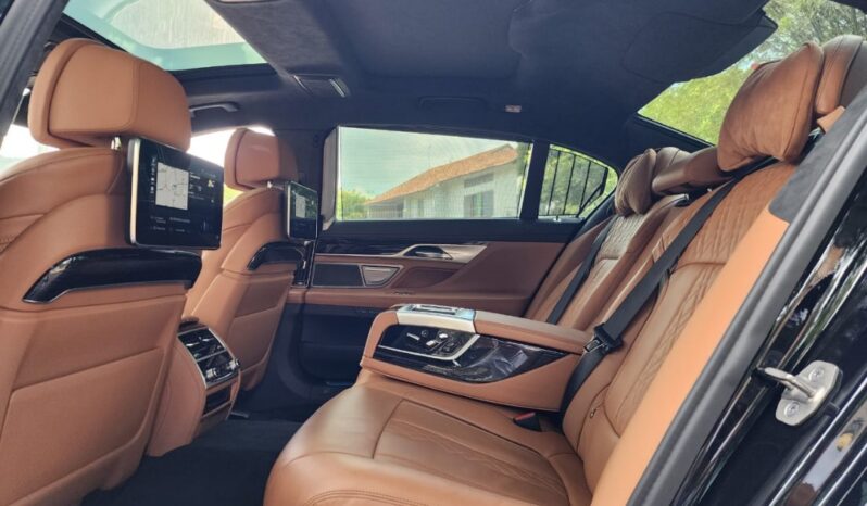 February 2022 BMW 740Le Original M Sport (A) G12 New Facelift LCi 3.0 Liter Petrol Twin Power Turbo, PHEV xDrive Super High Spec ,CKD Local Brand New By BMW MALAYSIA ! 1 Owner! Must Buy! full