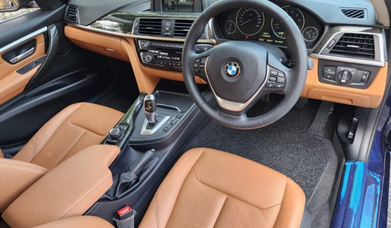 * CAR KING ! Very low mileage 51k Km! Almost like New!February 2018 BMW 318i (A) F30 LCi, New Facelift, Luxury CKD Local Brand New by BMW Malaysia. full