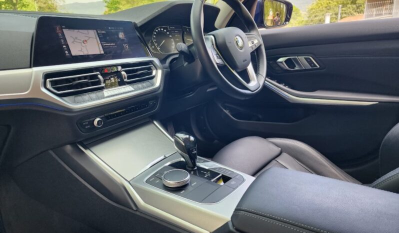* BMW Warranty until January 2026 (5 years unlimited mileage & Free service up to 100k km / until January 2026  January 2021 BMW 320i (A) G20 Latest Model Sport, Petrol Turbo, DA ( Driving Assistant) High Spec! CKD Local Brand new by BMW MALAYSIA! 1 Owner! Almost like New ! Must Buy! full
