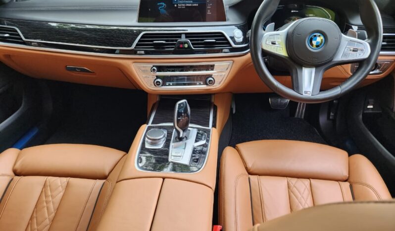 February 2022 BMW 740Le Original M Sport (A) G12 New Facelift LCi 3.0 Liter Petrol Twin Power Turbo, PHEV xDrive Super High Spec ,CKD Local Brand New By BMW MALAYSIA ! 1 Owner! Must Buy! full