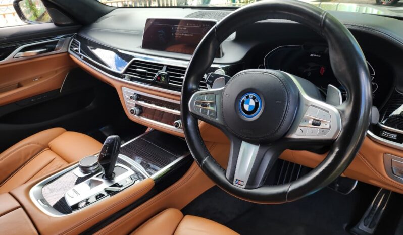 February 2022 BMW 740Le Original M Sport (A) G12 New Facelift LCi 3.0 Liter Petrol Twin Power Turbo, PHEV xDrive Super High Spec ,CKD Local Brand New By BMW MALAYSIA ! 1 Owner! Must Buy! full