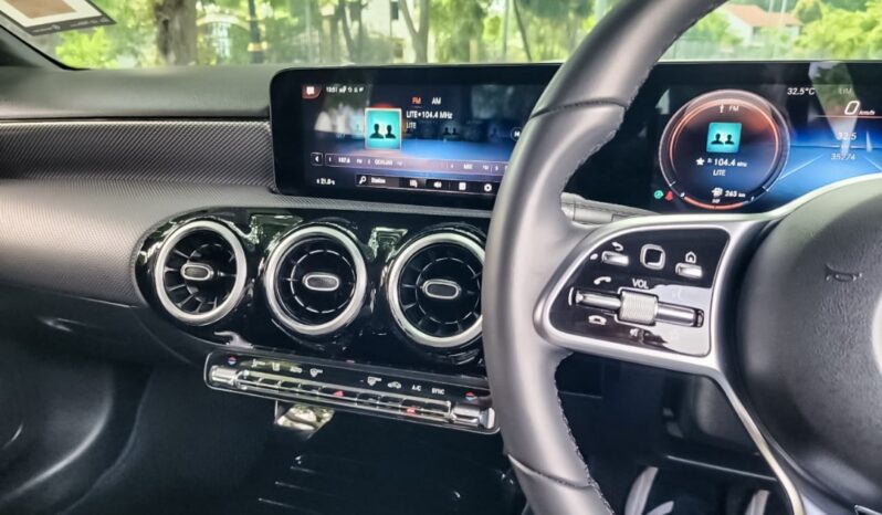 Registered in 2022 MERCEDES-BENZ A200 Sedan Progressive Line (A) V177 Turbo 7 G-DCT, High Spec ! CKD Local Brand By MERCEDES-BENZ MALAYSIA 1 owner! Must Buy! full