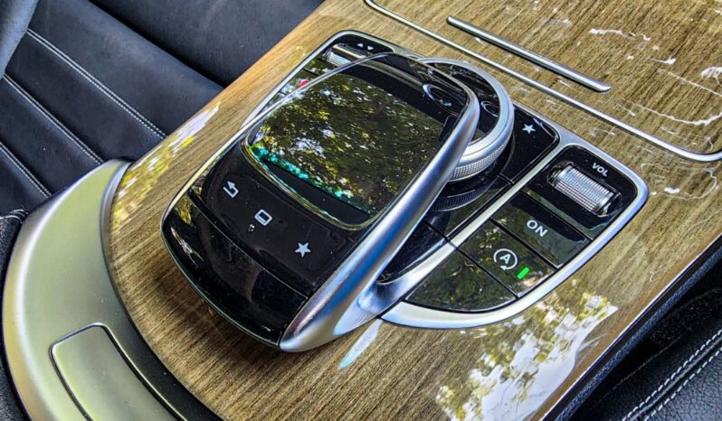 April 2015 MERCEDES-BENZ C250 (A) W205, 7G-TRONIC Original AMG Kits High Spec! CKD Local Brand by MERCEDES C&C Malaysia! 1 owner! Must Buy! full