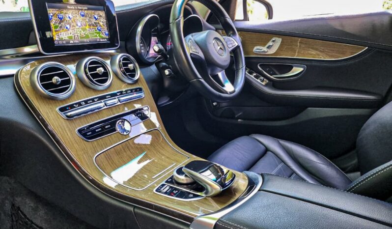 April 2015 MERCEDES-BENZ C250 (A) W205, 7G-TRONIC Original AMG Kits High Spec! CKD Local Brand by MERCEDES C&C Malaysia! 1 owner! Must Buy! full