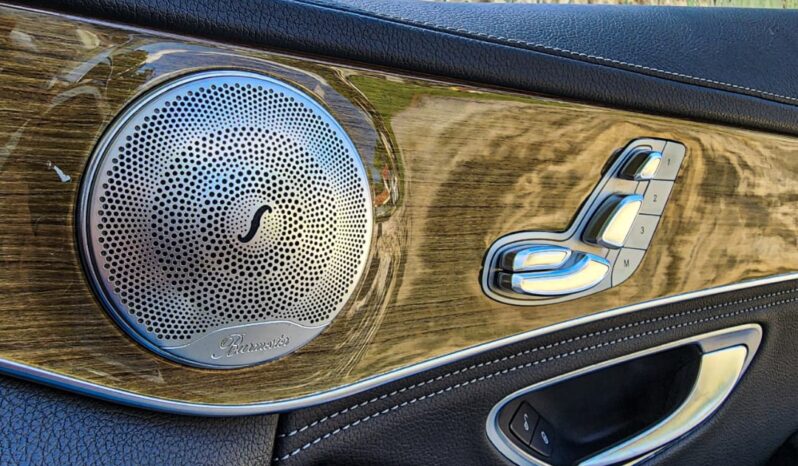 April 2015 MERCEDES-BENZ C250 (A) W205, 7G-TRONIC Original AMG Kits High Spec! CKD Local Brand by MERCEDES C&C Malaysia! 1 owner! Must Buy! full