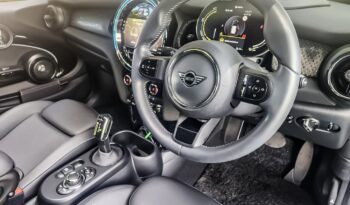December 2023 MINI COOPER SE 2 Door (A) F56 New facelift High Spec! CBU Local Imported Brand new by MINI /BMW MALAYSIA! 1 Owner Must Buy! full