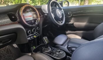 December 2023 MINI COOPER SE 2 Door (A) F56 New facelift High Spec! CBU Local Imported Brand new by MINI /BMW MALAYSIA! 1 Owner Must Buy! full