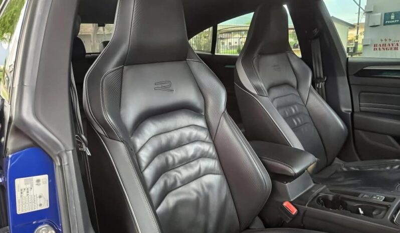 February 2022 VOLKSWAGEN ARTEON 2.0 TSi 4Motion R-LINE (A) High Spec! CKD Local Brand New by Volkswagen Cars Malaysia! 1 Owner! Must Buy! full