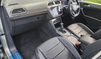 March 2023 VOLKSWAGEN TIGUAN 1.4 TSi (A) Allspace Elegance New Facelift CKD local brand New by VOLKSWAGEN MALAYSIA ! full
