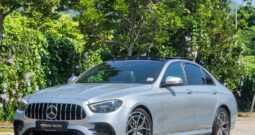 June 2022 MERCEDES-BENZ E300 AMG (A) W213 AMG 2.0L Petrol Turbo (NON Hybrid) 9G-Tronic New Facelift High Spec Version! CKD Local Brand New By MERCEDES-BENZ MALAYSIA! 1 Very Careful Penang DATO’S owner! Must Buy!